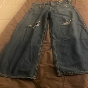 The Gap Distressed Wide-Leg Jeans.27/4
NWT